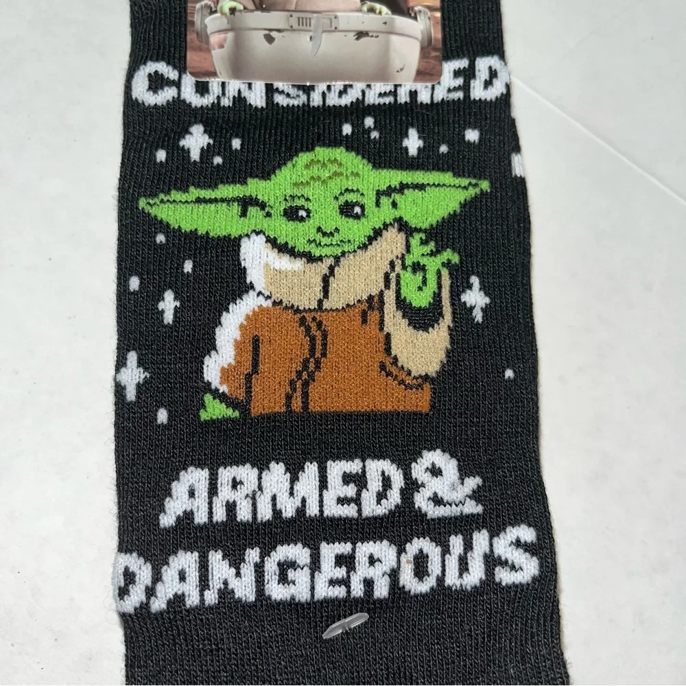 Star Wars Mandalorian 2 Pairs of Crew Socks 2 Pairs Knee High‎ New with Tags
